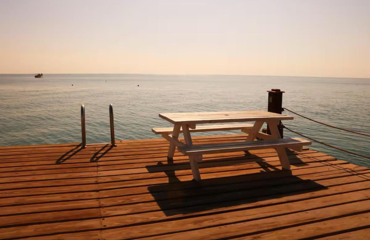 A Sea View Spacious Cheering 5 Bedroom Villa Ain Sokhna "Ain Bay" فيلا كاملة للإيجار قرية العين باي Ain Sukhna Exterior foto